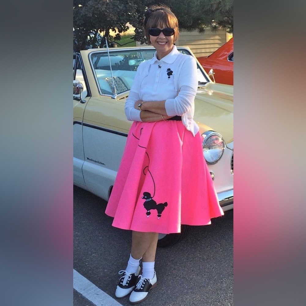 Poodle skirt outfit~great for your classic 50’s car~Women’s size S/M